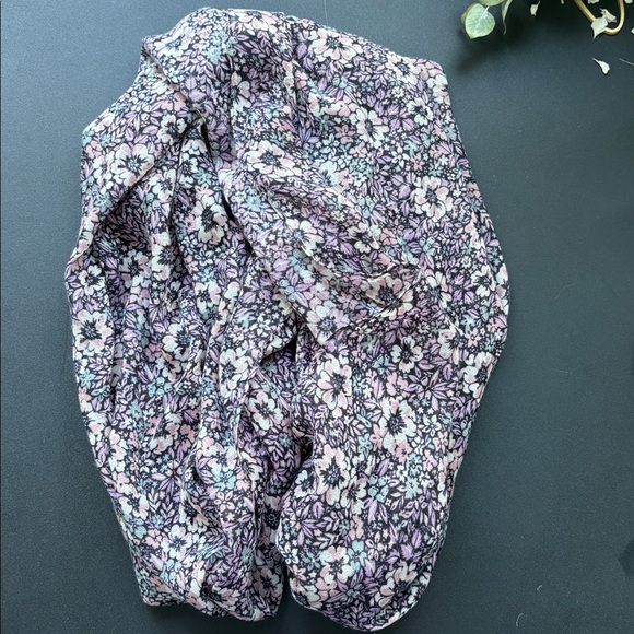 Chaps Accessories - Chaps Pastel Floral Patterned Infinity Scarf
